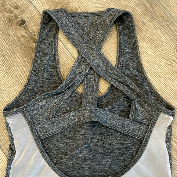 LA Society Workout Top - Picture 3 of 5